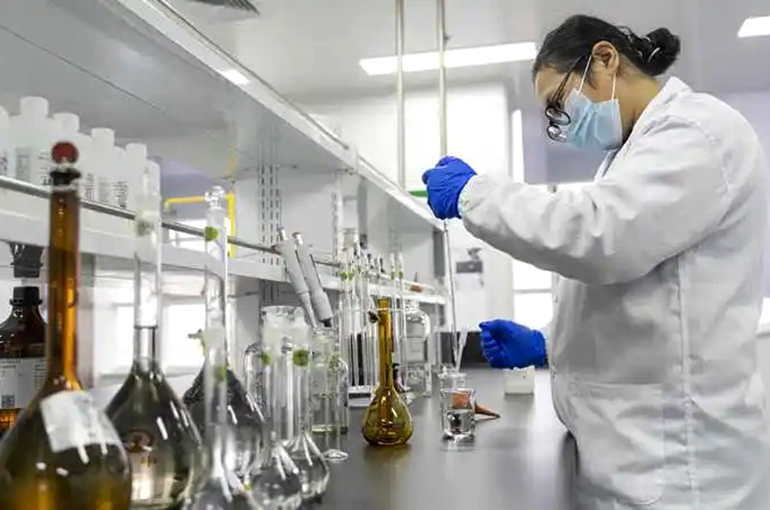 Carsgen’s solid-tumor car-t therapy nears China approval, a global first
