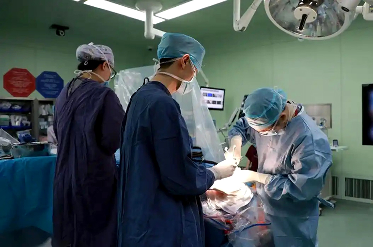 Shanghai Hospital Performs World?s First Commercial BCI Implant Surgery Using Homegrown Device