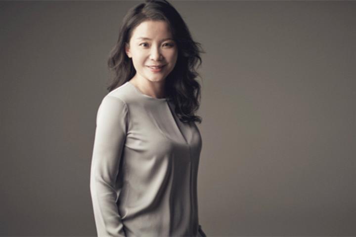 Wal-Mart China Greets Christina Zhu as First Woman President, CEO